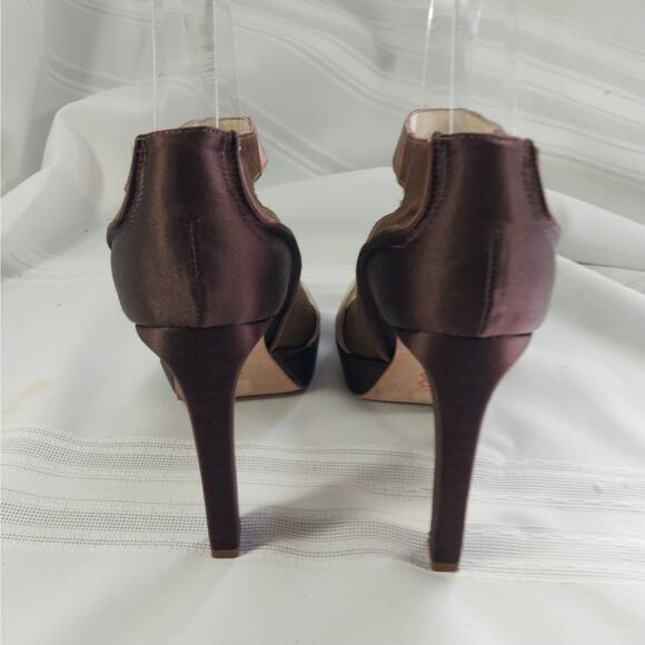 BEBE! ESPRESSO BROWN SATIN HEEL, TAN/GOLD LEATHER PEEP TOE PLATFORM HEELS! SZ 6M - Picture 7 of 8
